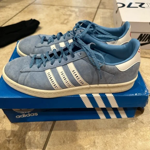 adidas gazelle silver green womens adidas Campus 00s Light Blue (GS)